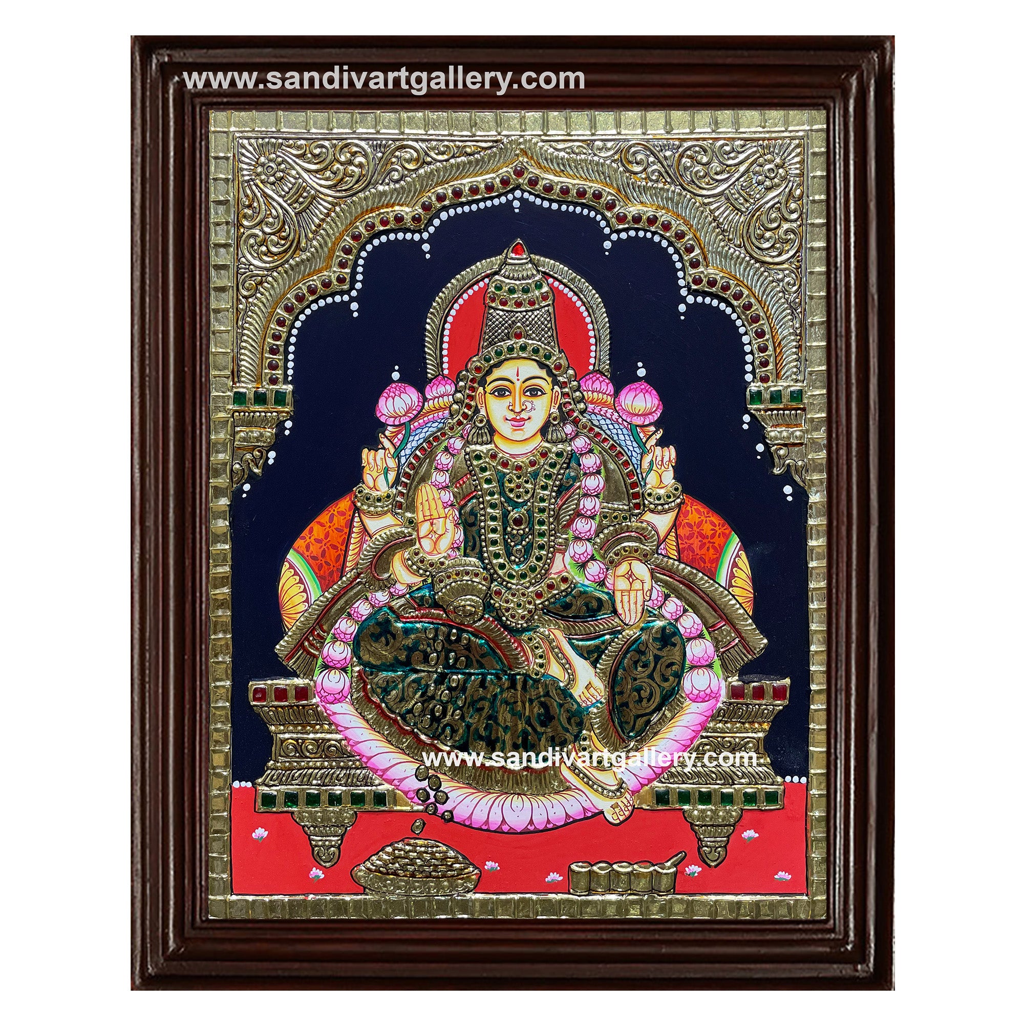 Oval Aishwarya Lakshmi Tanjore Painting